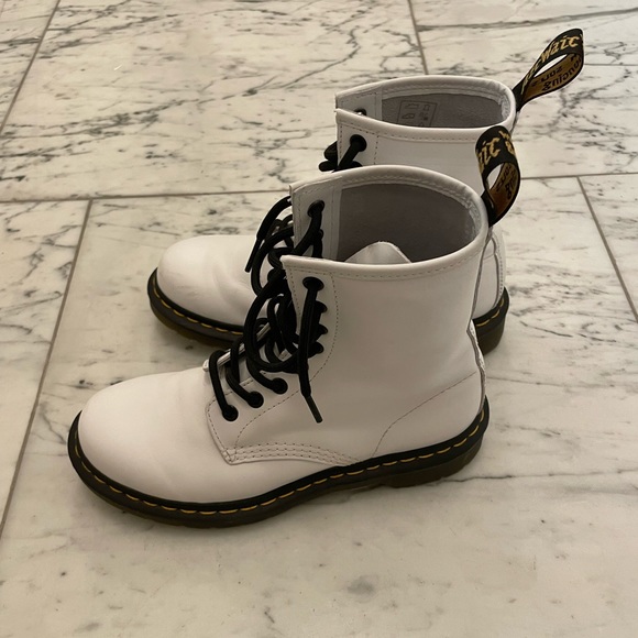 Dr Martens 1460 Leather Lace Up Boots - Picture 3 of 6